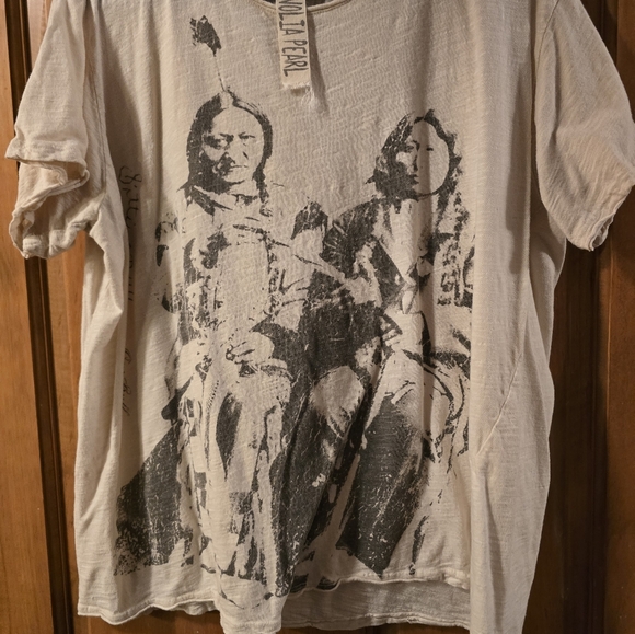 Magnolia Pearl Chuefs Cotton Tee - Picture 3 of 5